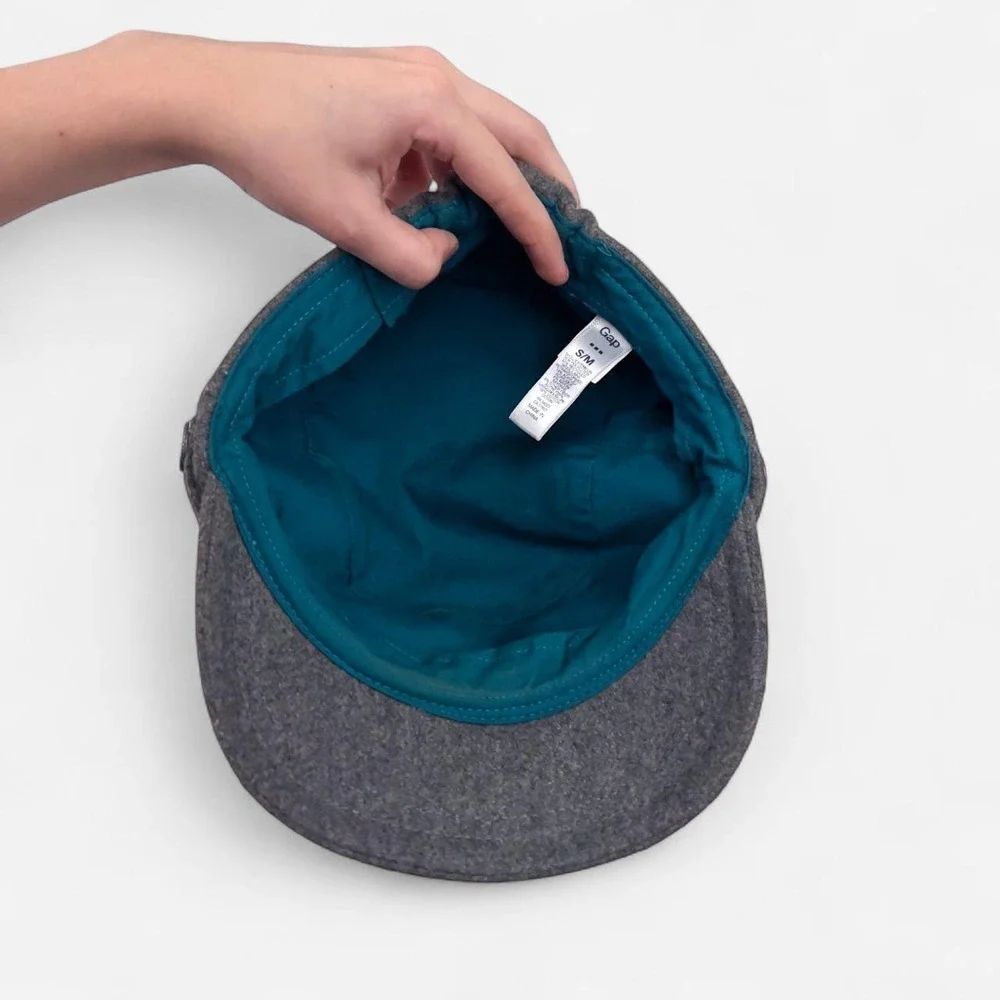 Y2K Old Navy Gray Baker Boy Hat from Year 2010